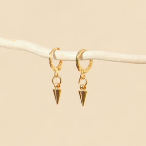 Small Gold Spike Cleopatra Huggie Earrings