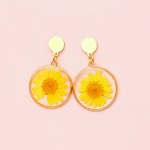 Daisy Earrings Yellow