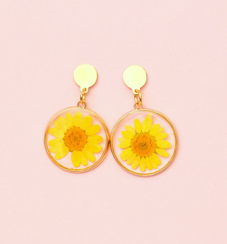 Daisy Earrings Yellow