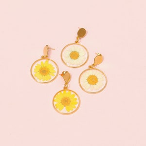 Daisy Earrings image 8