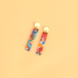 Pendientes de barra de acetato de colores imagen 2