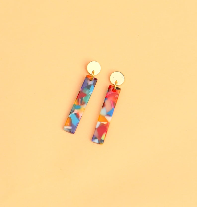 Pendientes de barra de acetato de colores imagen 2