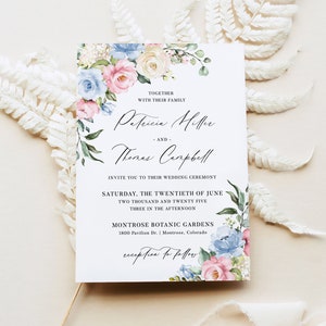 Rustikale Hochzeitseinladung, Sofort Download - Dusty Blau und Blush rosa Rose DIY Kartenvorlage, hellblaue Blumen Kalligraphie einladen, CHLOE