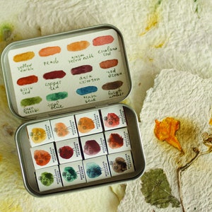 Mini Palette Watercolor Set of 6 Colors. Handmade Mineral