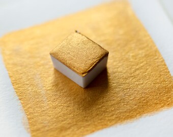 Warm Gold mica watercolor paint half pan. Handmade pearlescent yellow gold color.