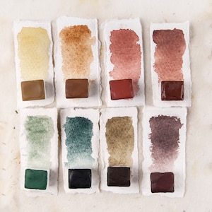 Handmade watercolor palette with 8 colors. Mineral watercolor palette. Earth colors. Handmade paint. 8 half pans. Art supply.