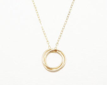 Interlocking Circle Necklace, Mother Daughter Necklace, Gift For Grandma, Gold Circle Necklace, 3 Circle Ring Necklace | Unity Necklace