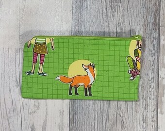 Pencil case with fox Rabbat and Ida - green with calculation paper