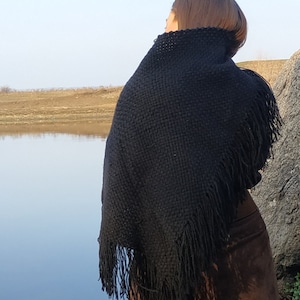 Hand Woven wool triangle shawl, Medieval shawl, Witchy wrap,  Forest Elven Shawl, boho shawl, festival clothing, medieval crafts, Gothic