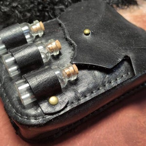 Handmade Leather Belt Pouch: LARP Medieval Cosplay Costume