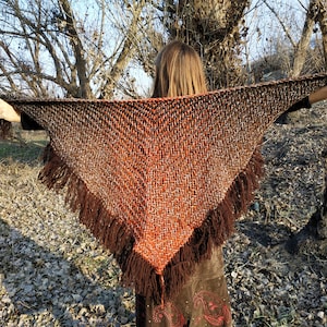 Hand Woven wool triangle shawl, Medieval shawl, Witchy wrap,  Forest Elven Shawl, boho shawl, festival clothing, medieval crafts, Gothic