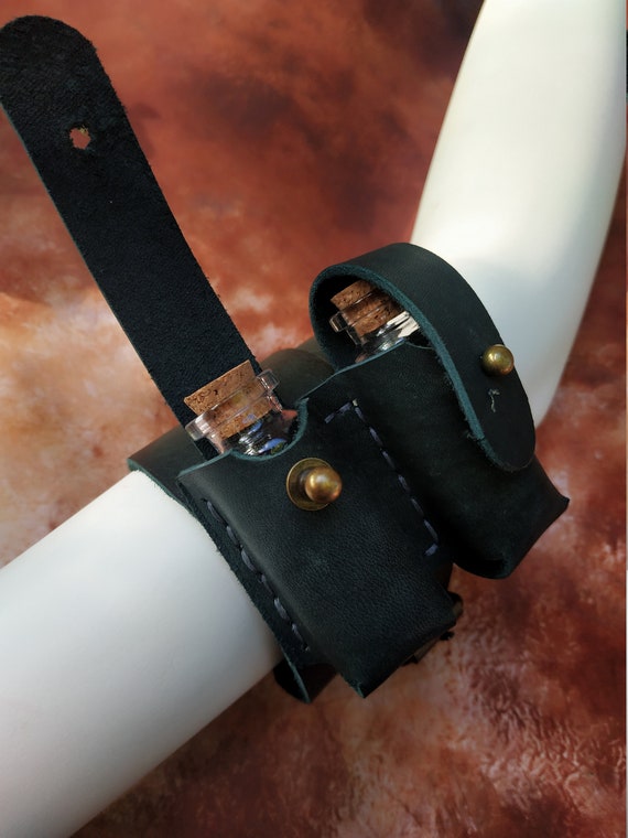 Alchemist Leather Bracer: Steampunk Potion LARP Armor