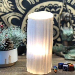 Selenite Lamp Lipstick Shape | Moroccan Selenite Crystals | With light and dimmer.