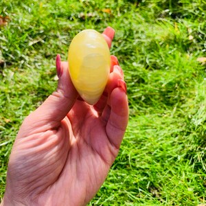 Lemon Calcite, Lemon Calcite Heart, Lemon Calcite Palm Stones, Lemon Calcite crystal, Lemon Calcite Stone, Yellow Calcite, Crystals image 3