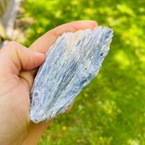 Blue Kyanite, Blue Kyanite Rough, Raw Blue kyanite stone, healing crystals and stones, Blue Crystal, Kyanite Specimen