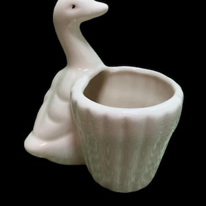 Vintage Ceramic Duck Planter – Small Creamy White – 4&quot;