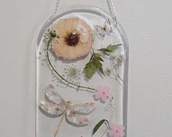 Dragonfly Suncatcher | Floral Suncatcher | Pressed Flower Wall Art | Resin Art
