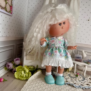 Conjunto para muñeca Mia nines d’onil 30 cm.