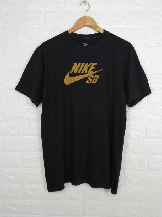 Vintage Nike SB T Shirt Size M - Etsy