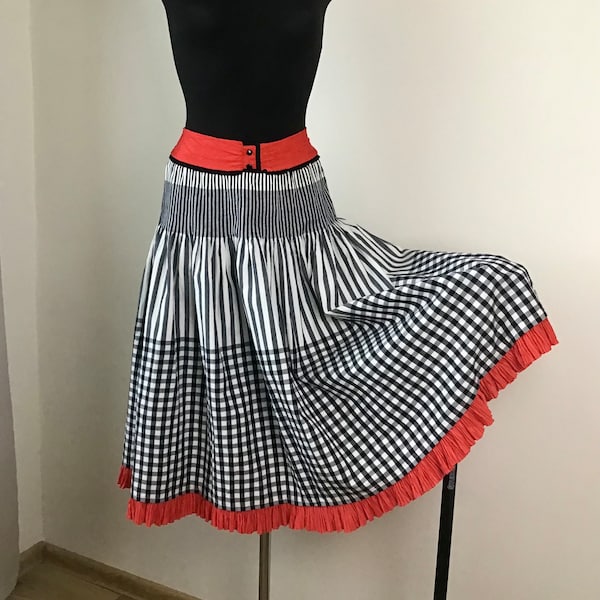 Vintage Size S Cotton Summer Skirt Black- White-Red Fit & Flare German Skirt