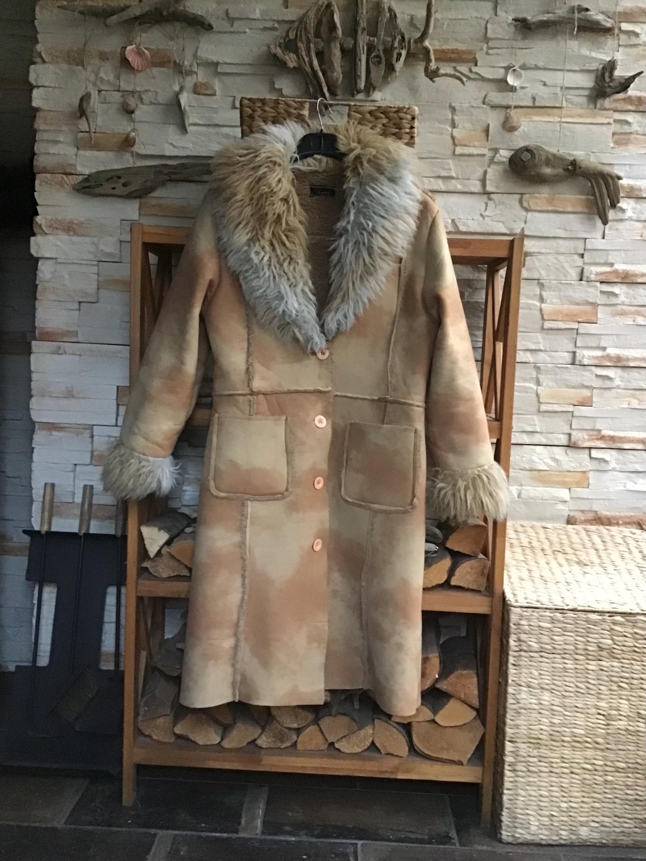 Vintage 80s Full Length Coat Lamb Leather Dyed Fox Collar