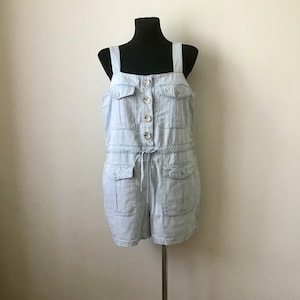 Vintage Women’s Size L Romper Summer Pale Blue Jumpsuit Sleeveless Buttons Up Romper Overall