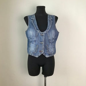 Vintage Women’s Size L Blue Denim Vest Washed Out Collared Jean Vest