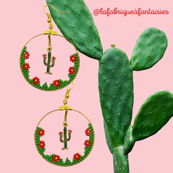 Boucles d’oreilles cactus créoles tissées en perles miyuki vert et rouge