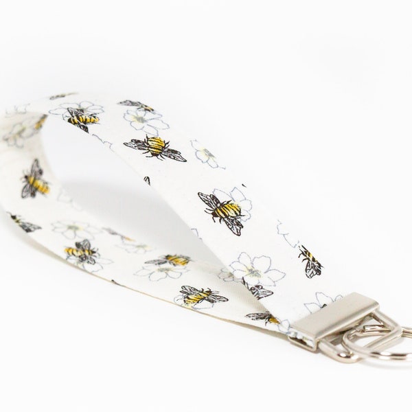 Bee key fob, 100% cotton fabric, key holder, wristlet keychain