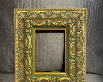 Parliament - Non-Wood Vintage Picture Frames - Variety of Sizes