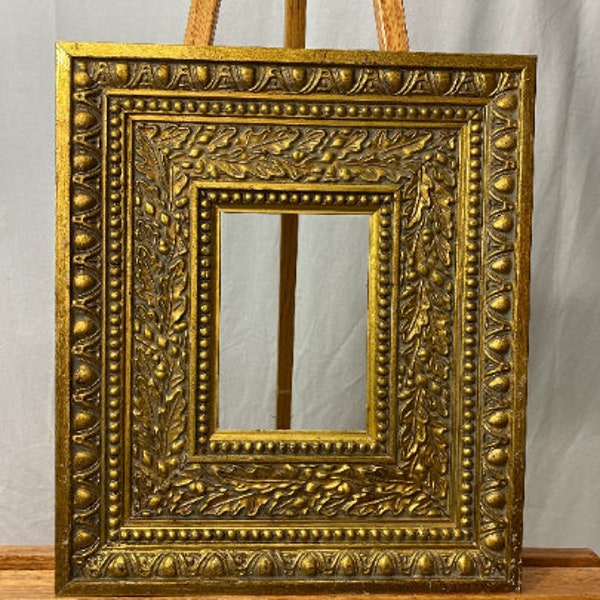 Golden Acorn Vintage Wooden Picture Frames - Variety of Sizes