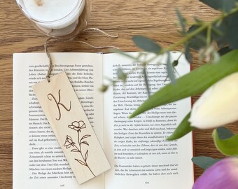 Personalized wooden bookmark