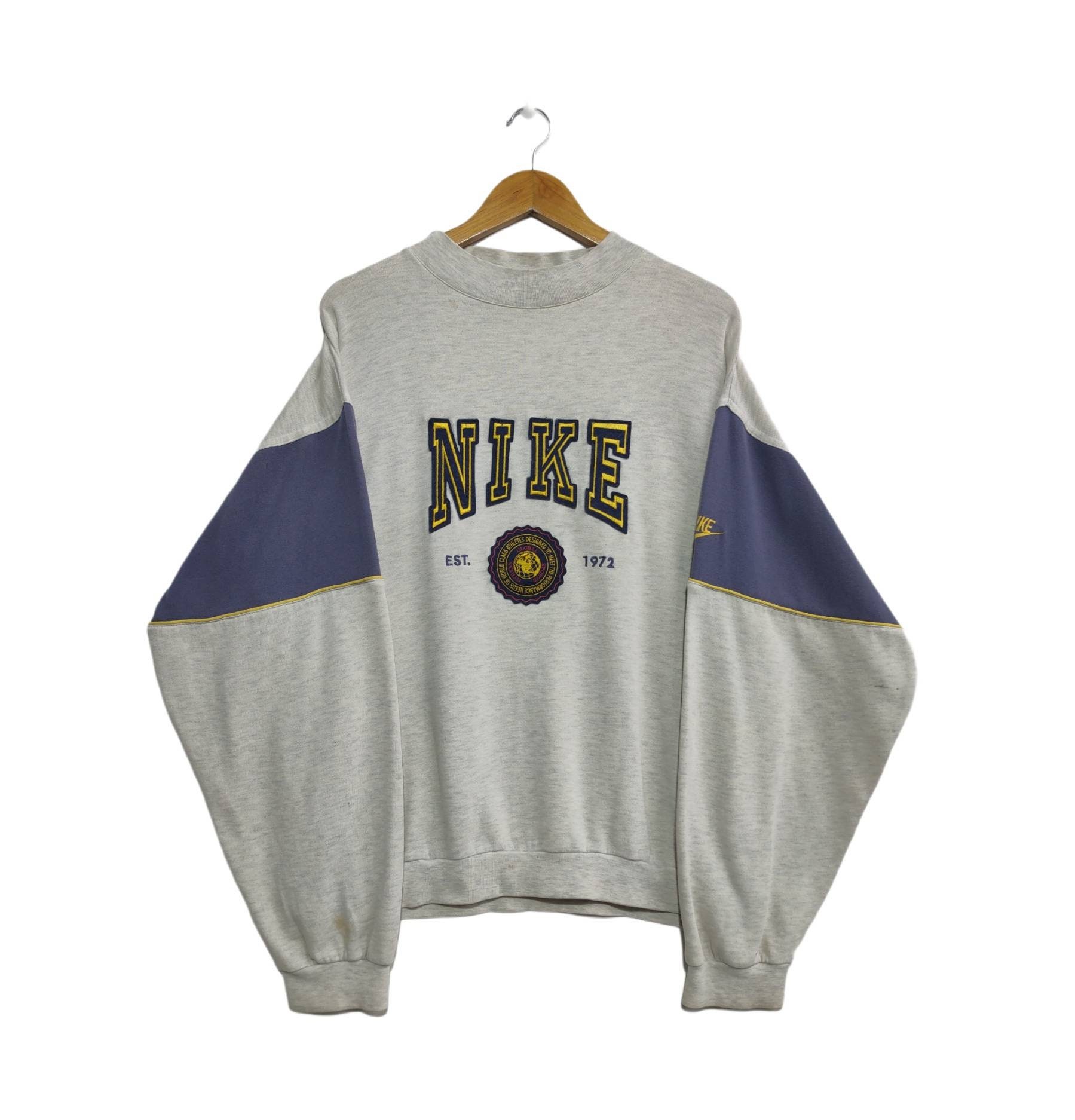 Vintage nike embroidered crewneck sweatshirt Clearance