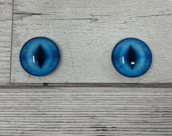 Blue glass eye cabochons in sizes 8mm to 40mm cat eyes dragon iris animal eyes (643)