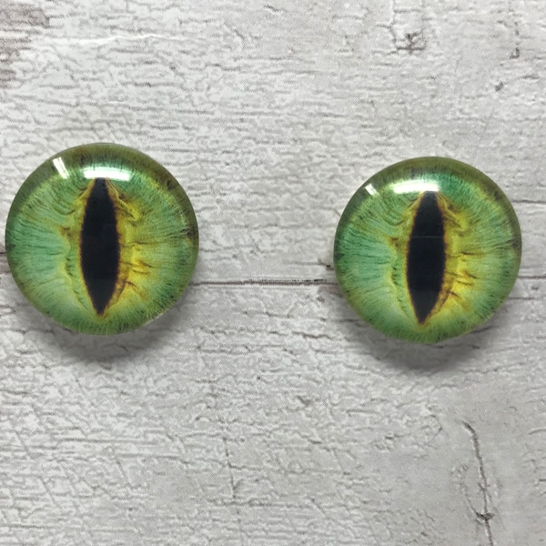 Grüne Glasaugen Cabochons in den Größen 6mm bis 40mm Drachenaugen Katzeniris (005)