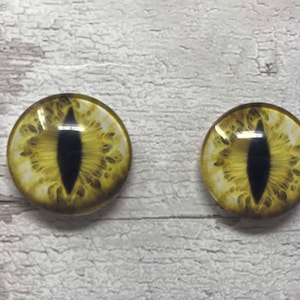Geel/gouden cabochons met glazen oog in de maten 6 tot 40 mm drakenogen katteniris (034)