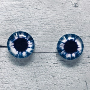 Blue with purple Glass eye cabochons in sizes 8mm to 40mm human eyes fantasy animal eyes (128)