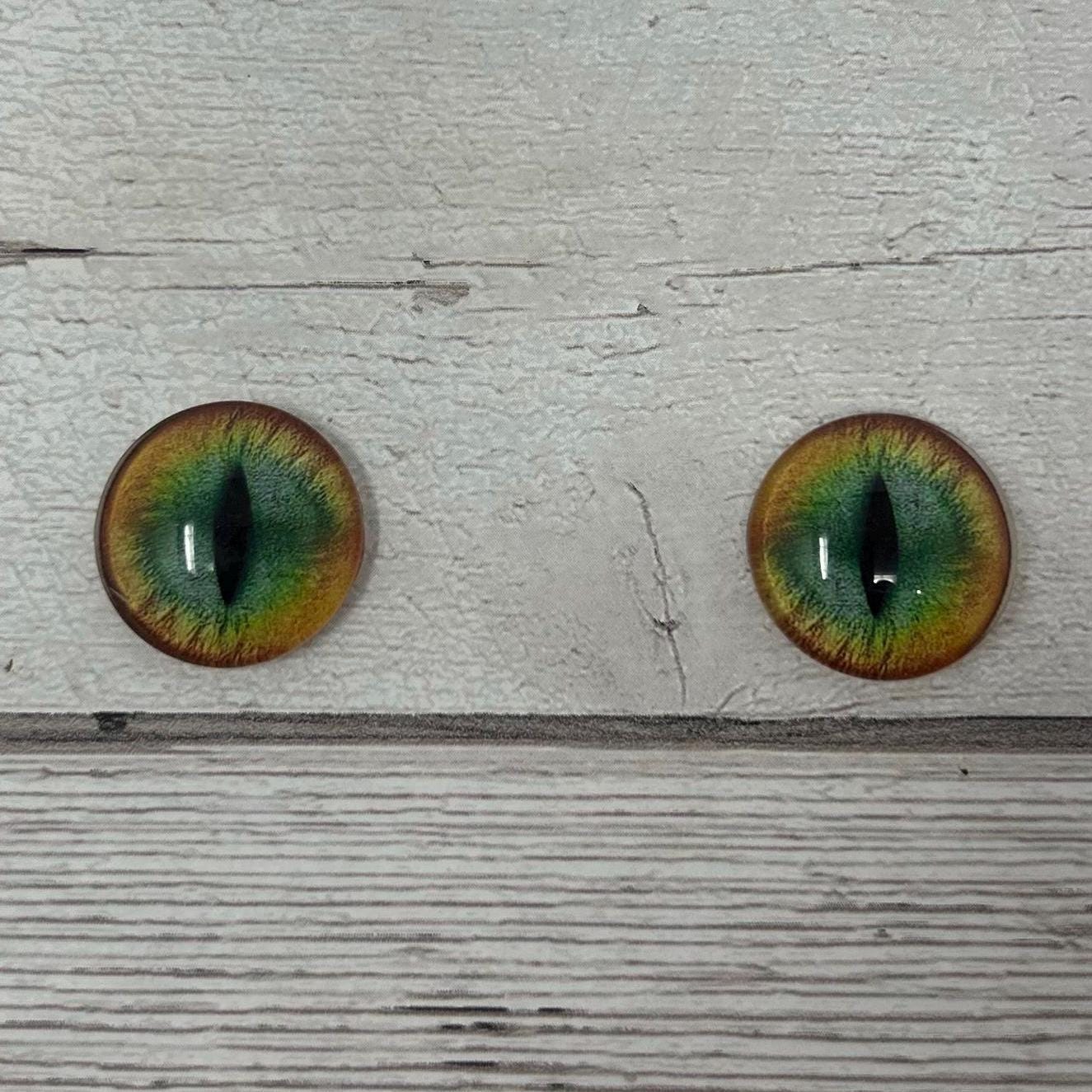 Glass eye cabochons in sizes 6mm to 40mm dragon eyes cat iris (658)