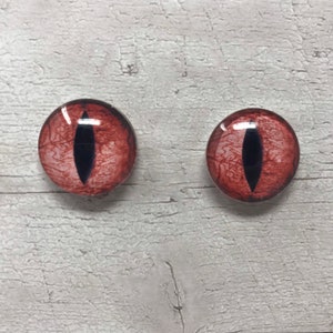 Cabochões de olhos de vidro vermelho em tamanhos de 6 mm a 40 mm olhos de animais olhos de dragão fantasia (158)