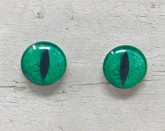 Green Glass eye cabochons in sizes 6mm to 40mm dragon cat eyes monster iris lizard fantasy creature animal eyes (109)