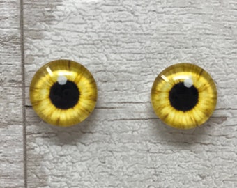 Yellow glass eye cabochons in sizes 8mm to 40mm owl eyes, human iris pupil, bat eyes (125)