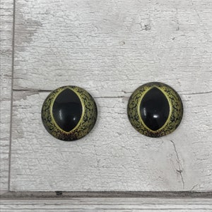Cabochons met glazen oog in de maten 6 tot 20 mm drakenogen vis reptiel hagedis iris (395)