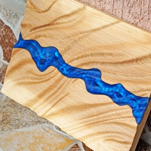 Blauer Fluss Holz Bas Relief Skulptur für Wand Dekor, moderne Holz Wand Kunst, freie Form Holzschnitzerei, Epoxy Fluss, Epoxy Kunst Bild 10