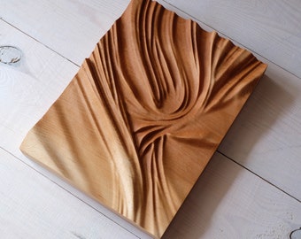 Moderne Wandkunst, Holzmaserung wellenförmige Formen Wohnkultur, Holzskulptur, zeitgenössische Kunst, Wandakzente, Stirnholz flüssiges Holz