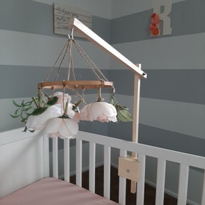 Crib Mobile Hanger 