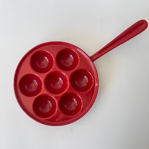 Sartén Copco vintage para Æbleskiver/ebleskiver daneses. Hierro fundido esmaltado para bolitas de masa danesa. Sartén retro con hendiduras.