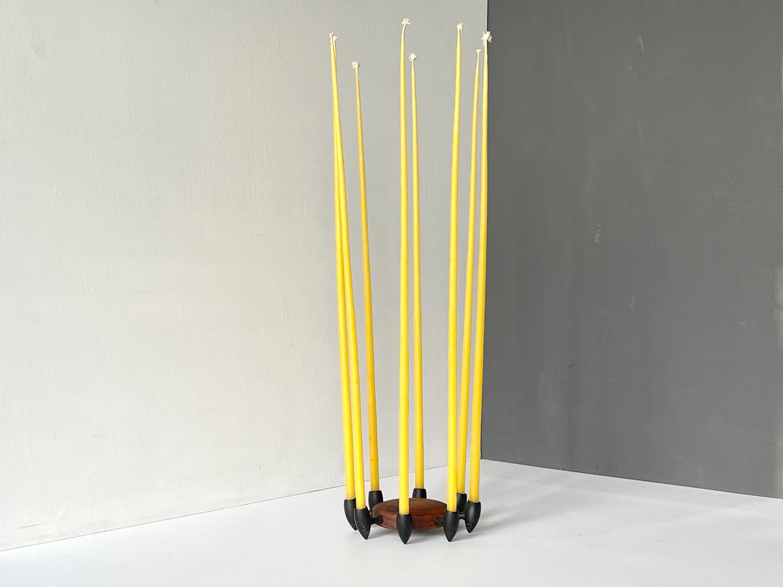 ヴィンテージのDigsmed 60年代チーク材キャンドルホルダー。ブラック