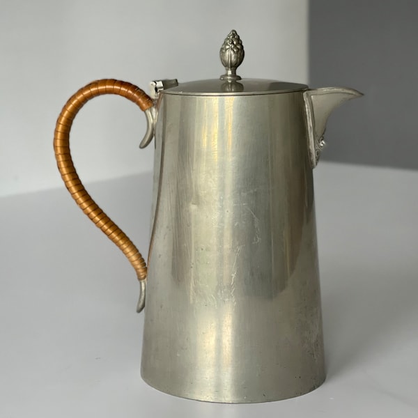 James Dixon & Sons Sheffield "04788P" Cornish pewter. Collectors item. MCM Tin Tea Pot Wicker Handle. Modern and clean design