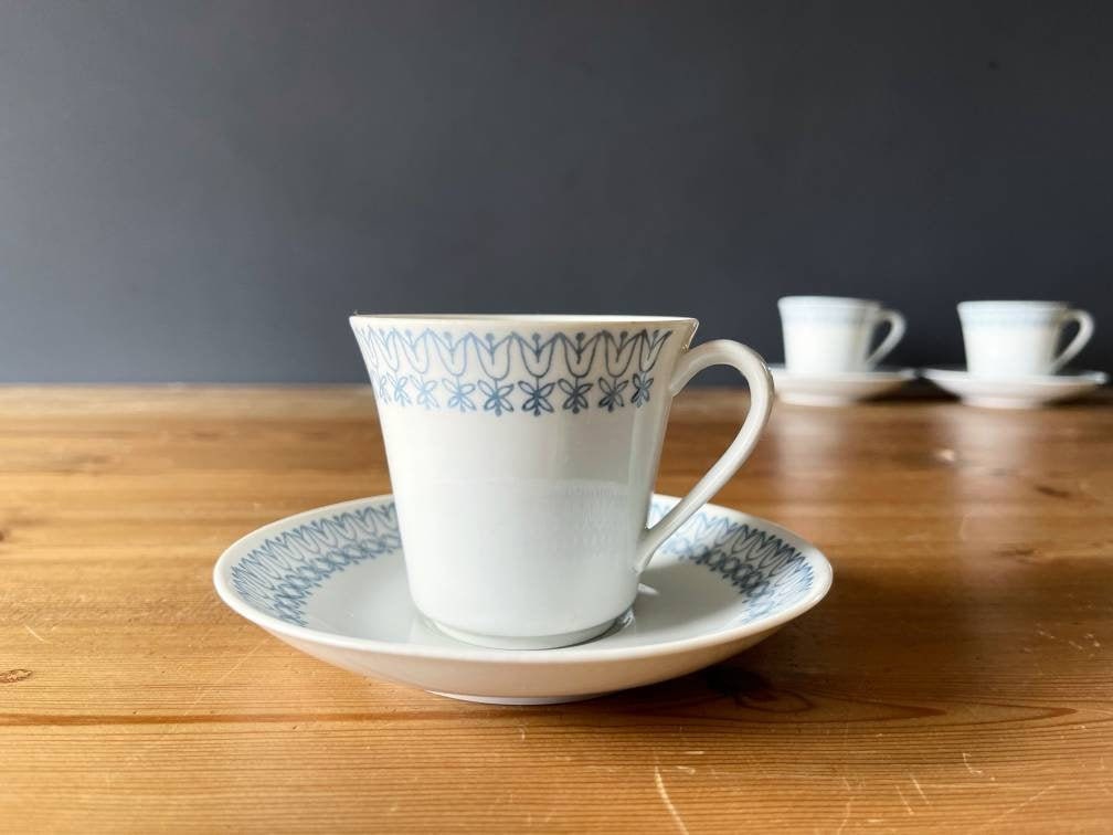 TULIP 60s Karlskrona, Upsala Ekeby, Sweden. CUP & SAUCER Swedish