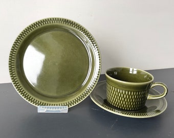 Gronette trio by Kåre Berven Fjeldsaa, Stavangerflint. Cup, Saucer & plate - 1962 to 1979. Scandinavian design. Mid century modern.